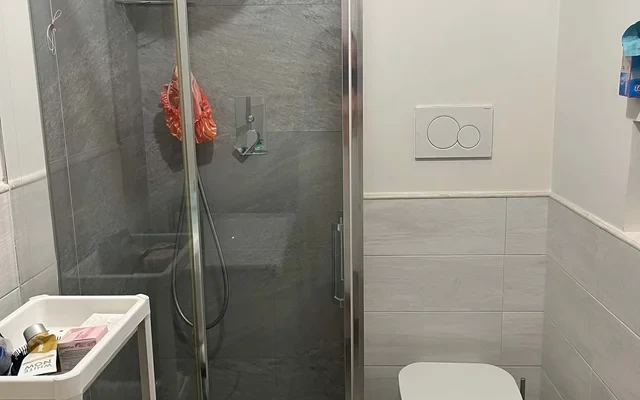 Appartamento in via del Fosso del Torrino a Roma 4