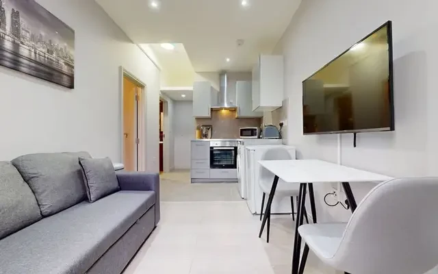 Edgware Road 12749# 4