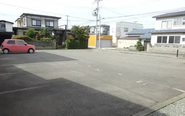 レオパレスライラック 3