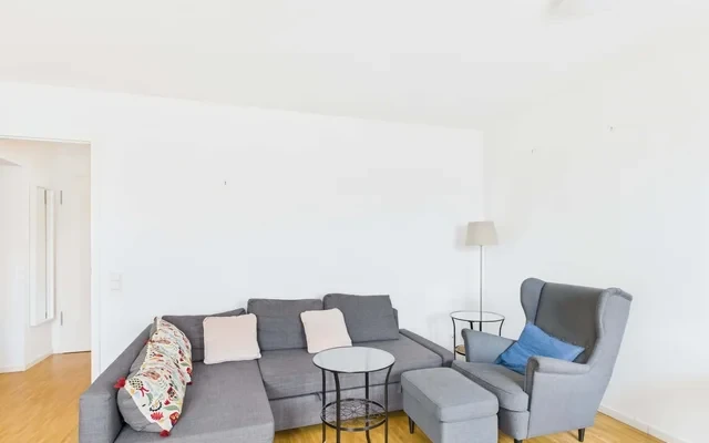 Charming 2.5-Room Furnished Apartment in a Prime Berlin Location (All Inclusive) 1