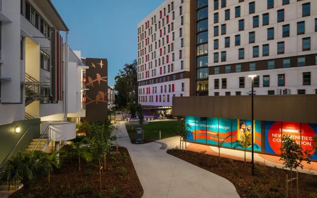 Griffith University Village - chỗ ở sinh viên tại Bãi biển Vàng