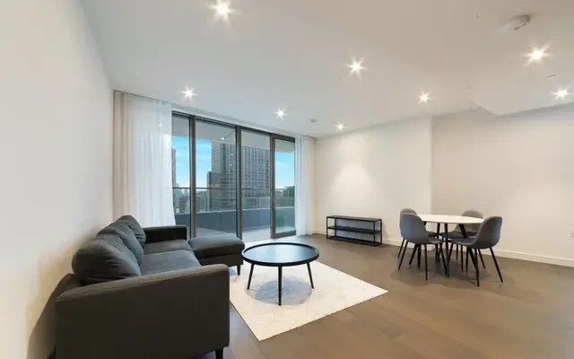 10 Park Drive, Canary Wharf, London, E14 9JX 0