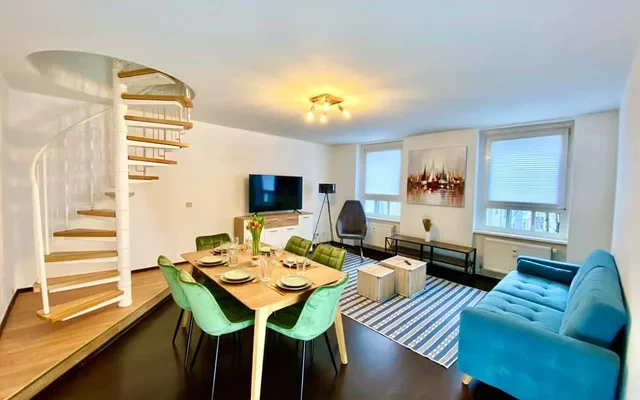 Priscilla - charmantes und voll moebliertes Penthouse-Apartment im hippen Friedrichshain 2