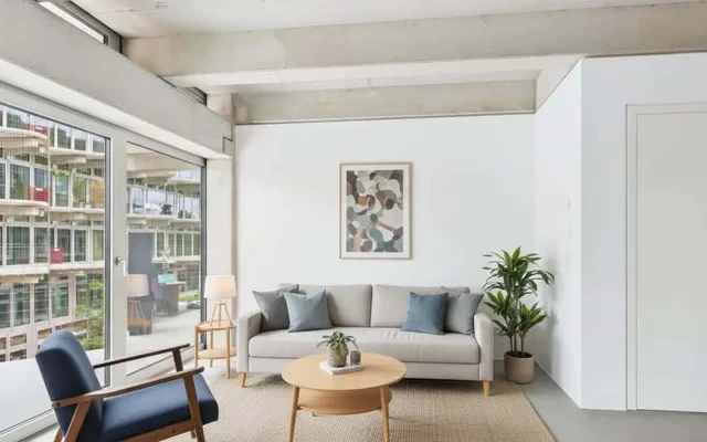 Perfect for 2 People – Live near U5 for €700 Each Person 3