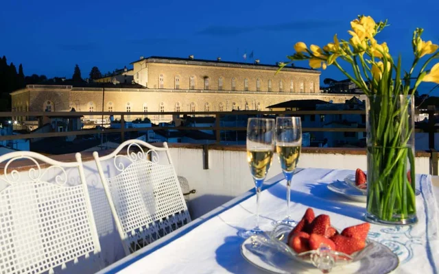 Pitti Luxury Terrace 3