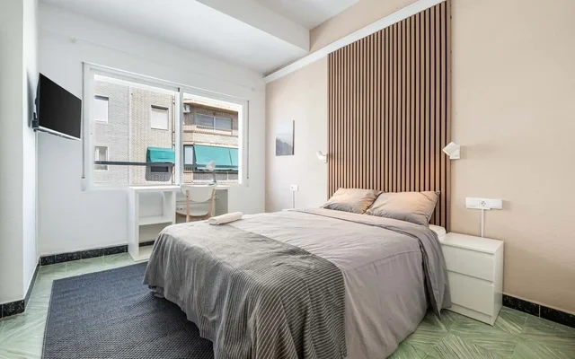 Avenida Aguilera 11, 5ºB 0