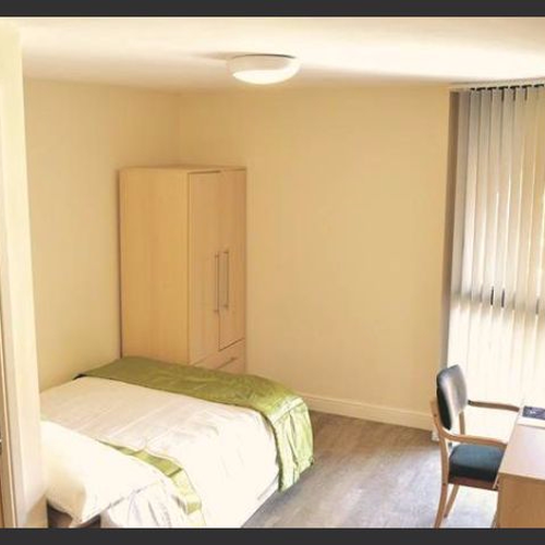 St Andrews Place Liverpool Student