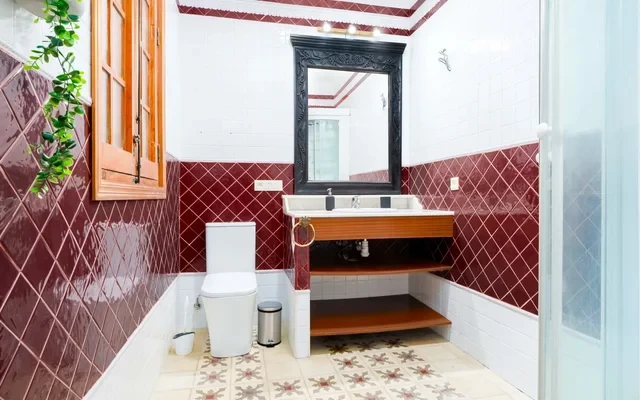 Carrer del Convent Santa Clara Valencia 46002 Spain 4