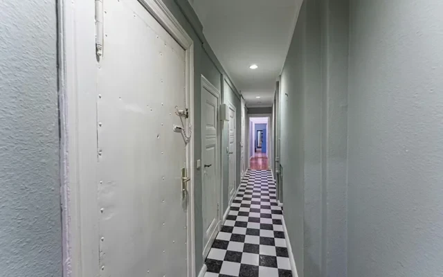 Kantstraße 4