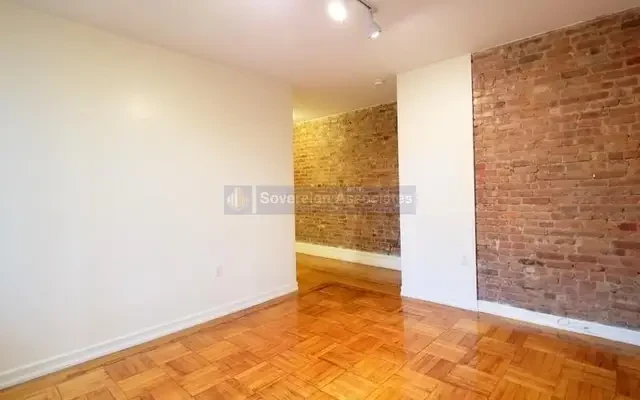 86 Haven Avenue 4