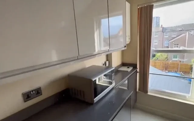 Flat5, 5 Queen Victoria Rd - Coventry student accommodation - 1B1B