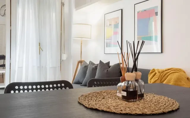 Bright 1-bedroom apartment close to Bilbao metro station 4