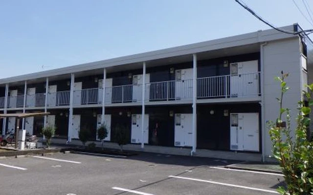 レオパレスＭ．Ｉ十日町 3