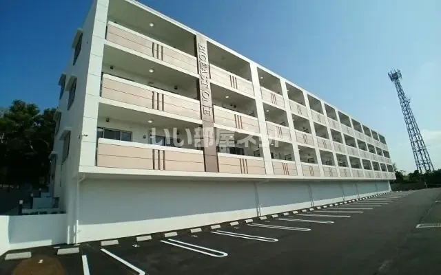 ビッグイースト ワン 1階 – Studentenunterkunft in Itoman