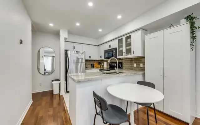 42 western battery rd - Toronto student accommodation