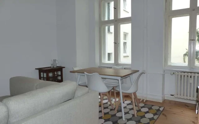 Funda - charmantes und ruhiges Apartment im Reuterkiez 1