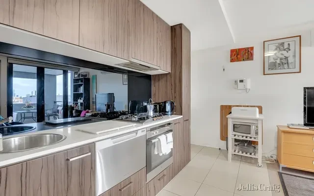 301/1C Michael Street, Brunswick 4
