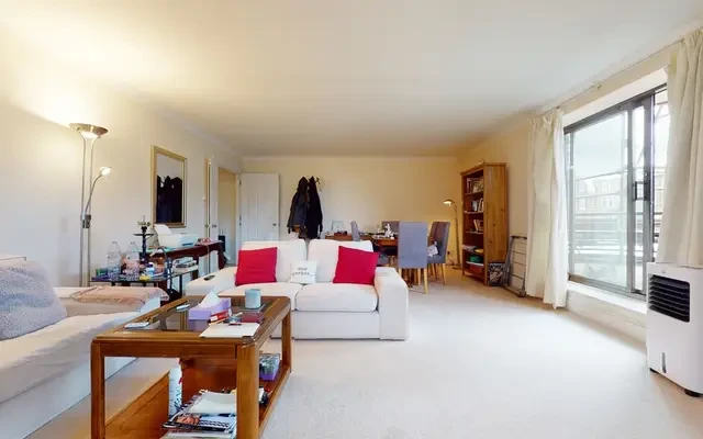 Pembroke Road 8789# 3