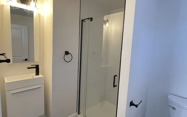 UCA - 3915 Pine Street 4