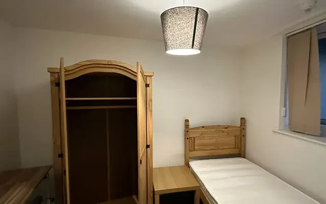 Trinity Court, 11tc 4