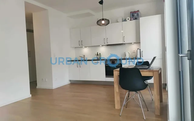 Reduced Rent - Furnished 2 -room flat with balcony in "Embassy" - Mitte 3