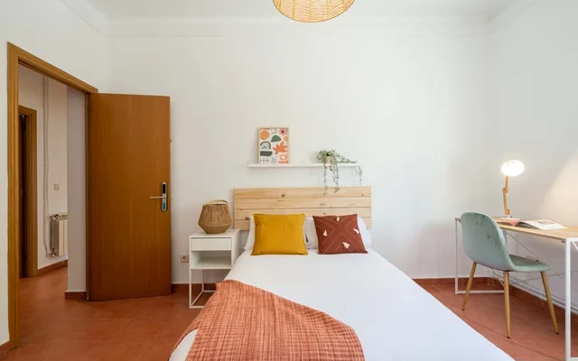 MA-ERMITA DE SANTO 14 - ESC C 2TO IZQ-01A 4