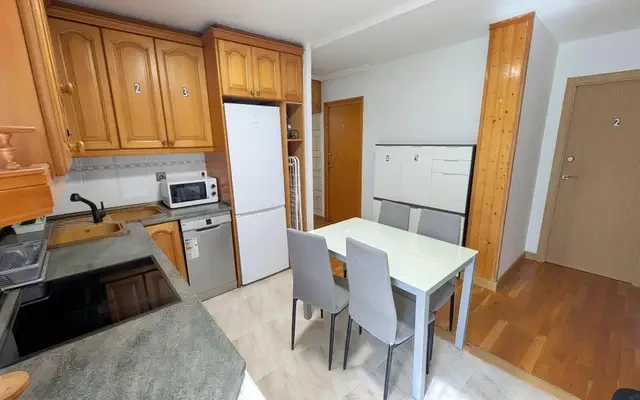 Legendary Single Bedroom close to University of Zaragoza - Zaragoza student accommodation - Single bedroom