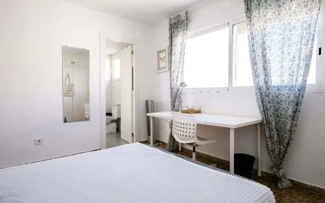 Piso de 5 habitaciones en Algiros 2