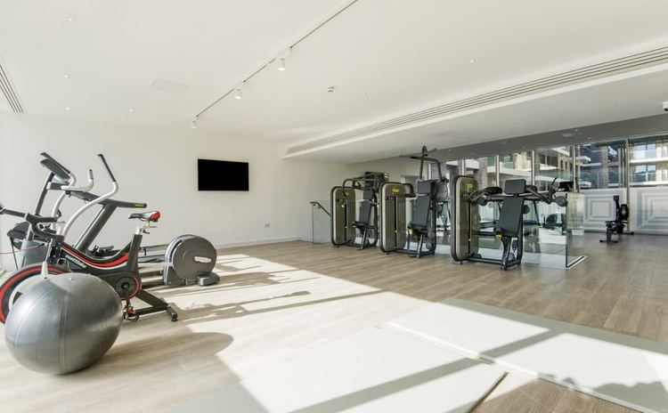 Queenshurst Square Kingston Upon Thames KT2 London Student