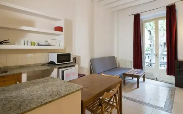 studio in El Raval (Ciutat Vella) 4