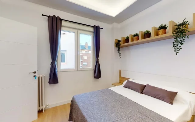 Calle de Fernando el Catolico nº 12 4C 1