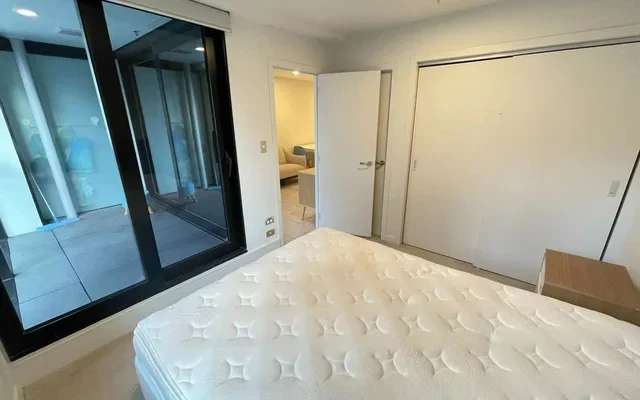 75 Victoria Street West 2