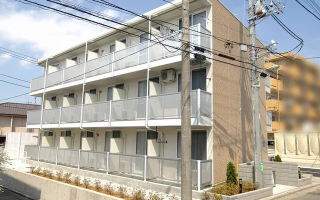 レオパレス嵯峨野 0