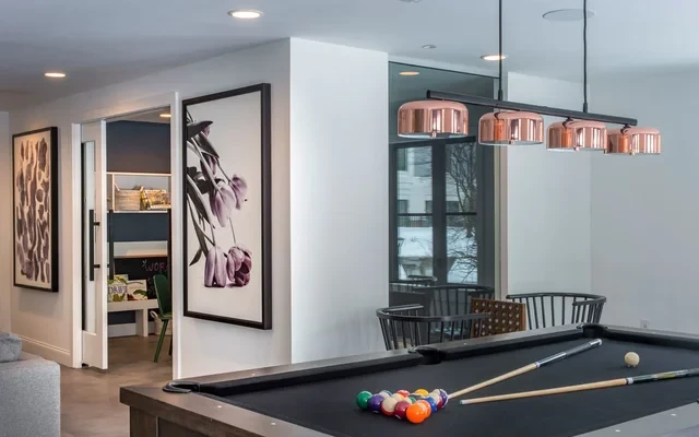Cambridge Park Apartments - Cambridge student accommodation - Pool Table