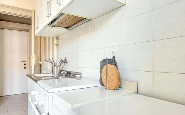 Meravigliosa camera singola con balcone privato a Milano a due passi dalla Bocconi, IULM e NABA 4