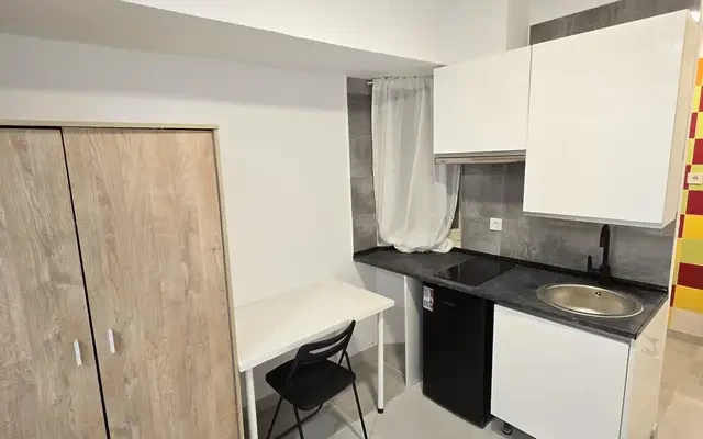 studio in Angel's Gate 1