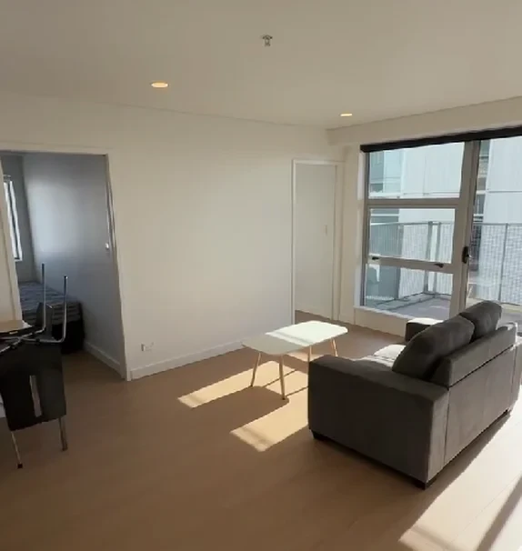 37 Symonds Street