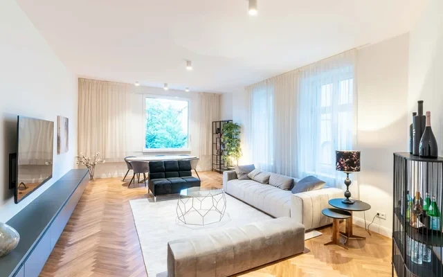 Krausnickstrasse 1