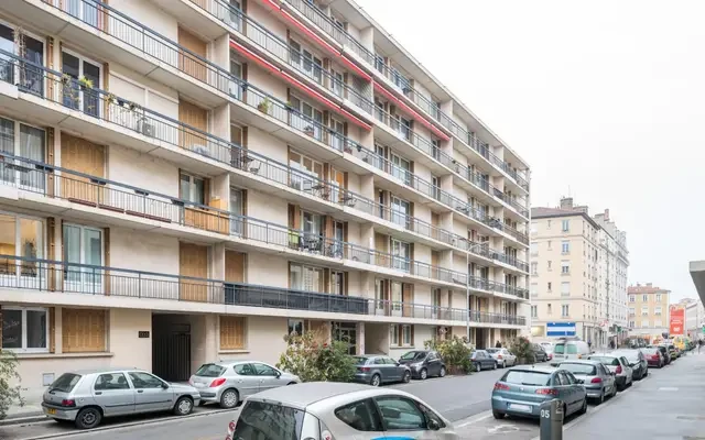 Enjoyable double bedroom near the Part Dieu train station 0