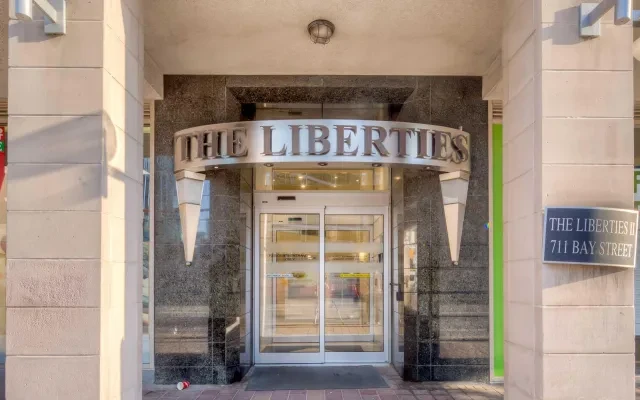 The Liberties I & Ⅱ(711 Bay St & 717 Bay St) 1
