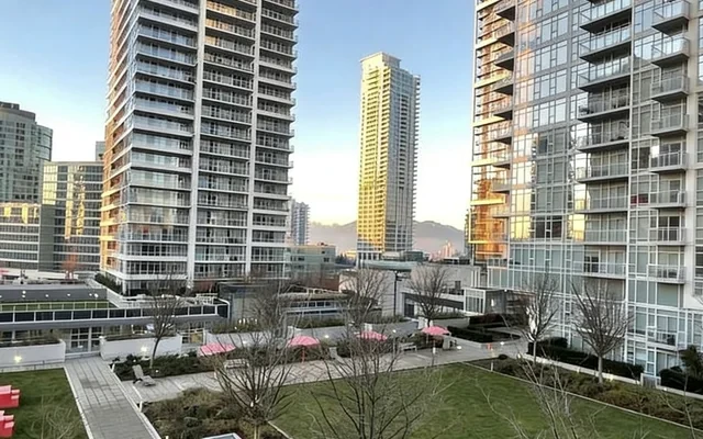 6098 Station Street 0