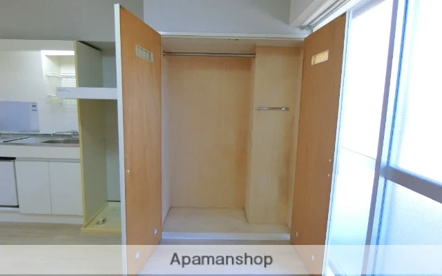 Agora Mansion 215 3