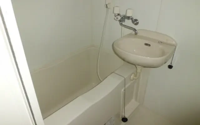 レオパレスヒロ 4
