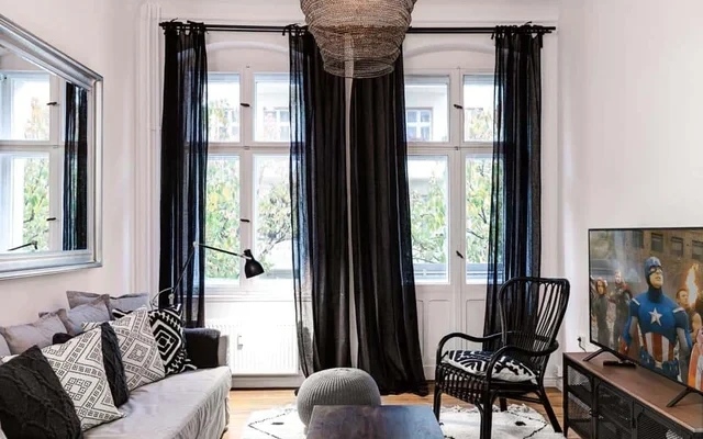 Charming Refurbished 2-Room Apartment with Balcony near Mauerpark, Prenzlauer Berg 0