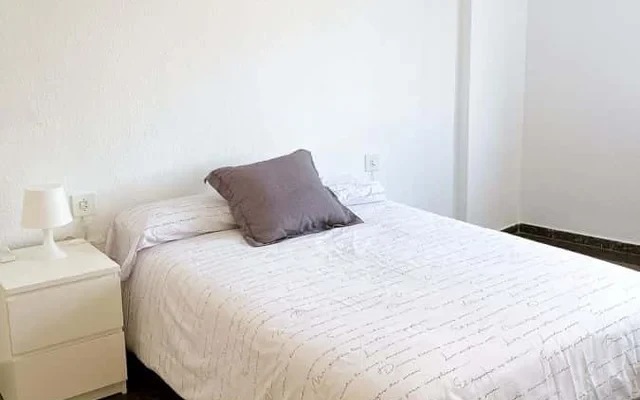 Piso de 4 habitaciones en Quatre Carreres 1