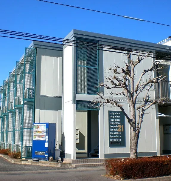 レオパレス南本町