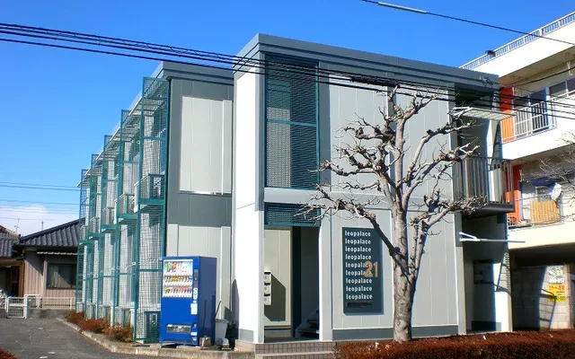 レオパレス南本町 0