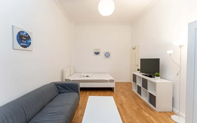 Studio Apartment 1