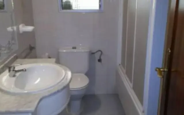 Bright single bedroom in Els Àngels 3