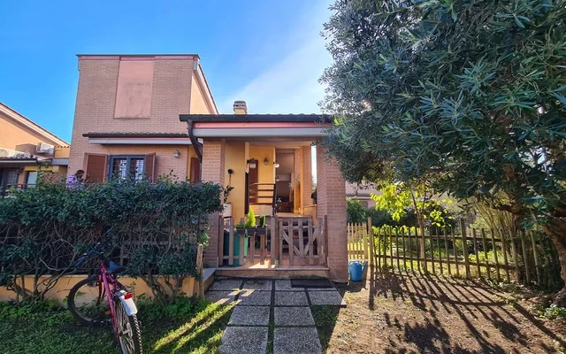 Apartment in Via Francesco Giacomo Tricomi, Roma for 140 m² with 3 bedrooms 0